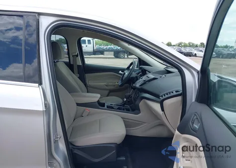 2017 Ford Escape Se z USA, uszkodzony, nr VIN 1FMCU0GD2HUF07220